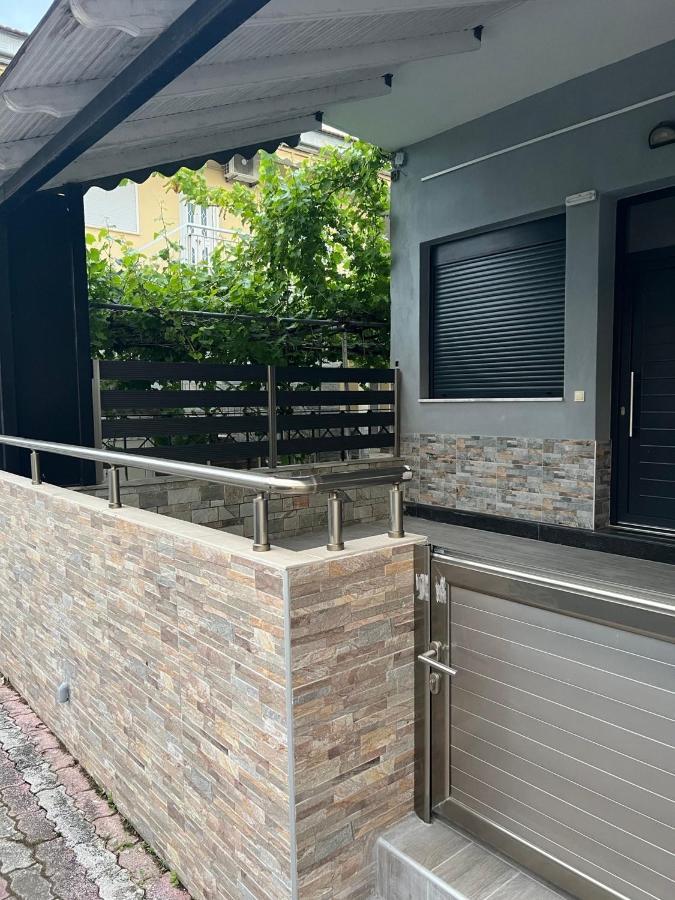 Grey Pearls Apartments Nea Vrasna Exterior photo