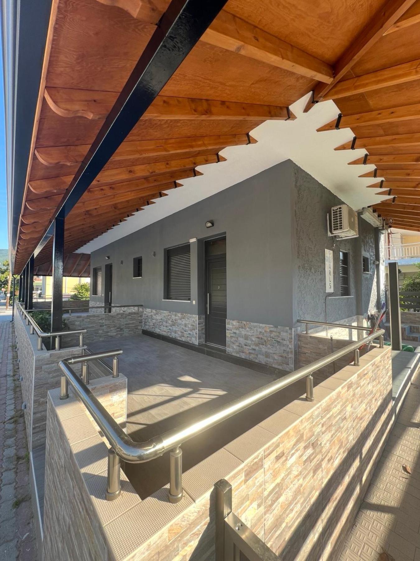 Grey Pearls Apartments Nea Vrasna Exterior photo